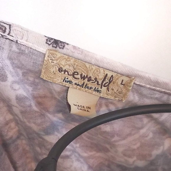 **SOLD** One World Flowing Printed Layered Top - Picture 5 of 6